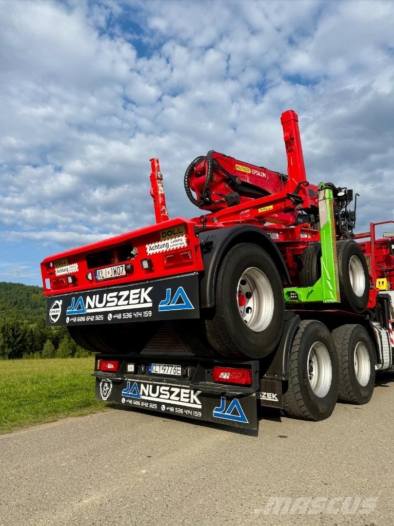 Scania R580 V8 6x4 厢式货车