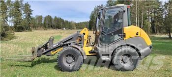 Mecalac AX850 轮式装载机