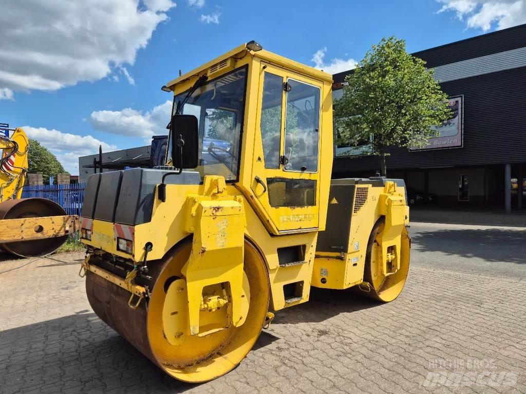 Bomag BW 144 AD-2 双轮压路机