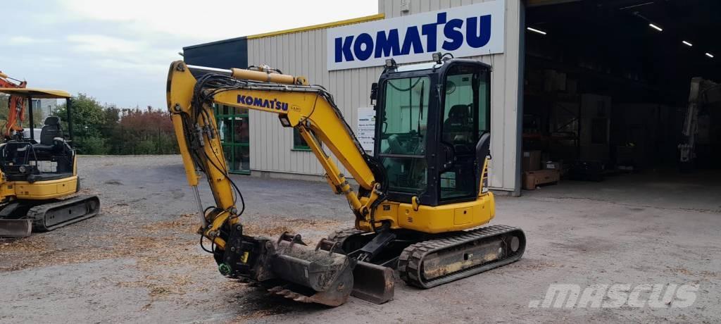 Komatsu PC30MR-5 小型挖掘机