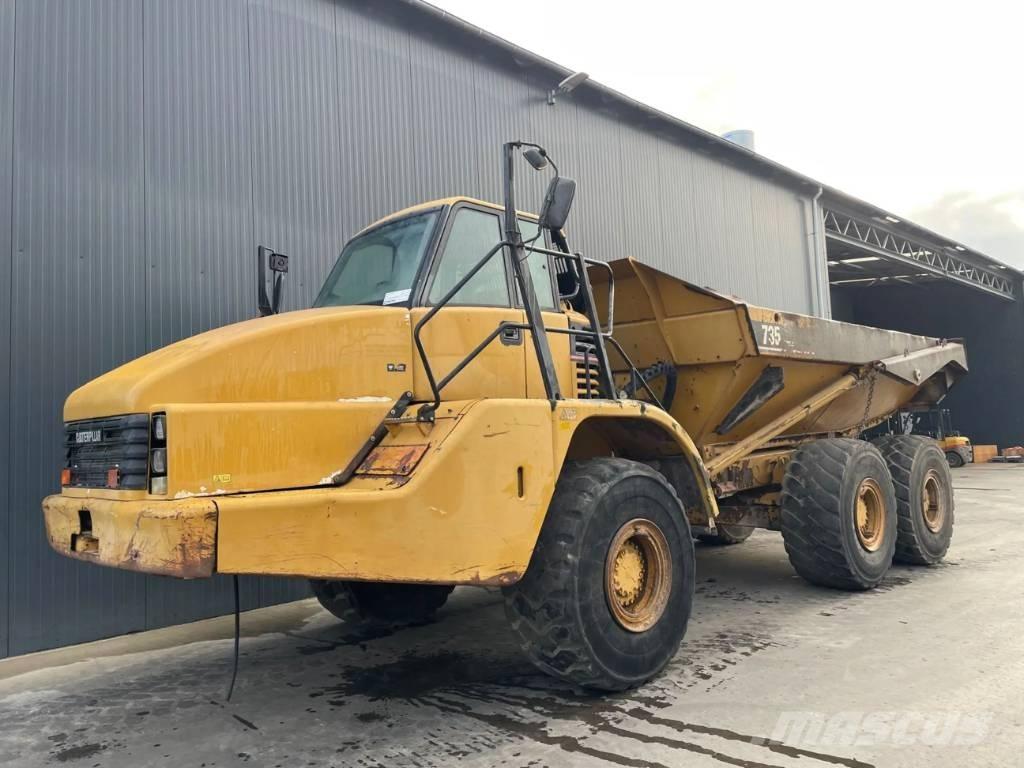 CAT 735 铰接式自卸车