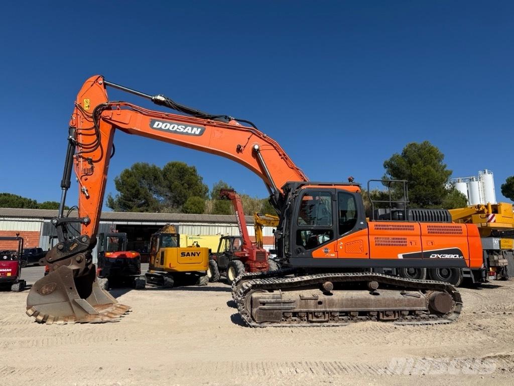 Doosan DX 380 LC 履带挖掘机