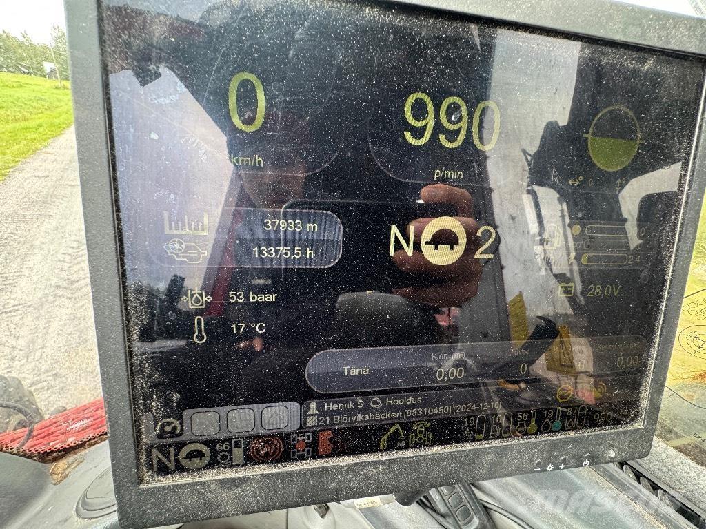 Komatsu 901 收割机