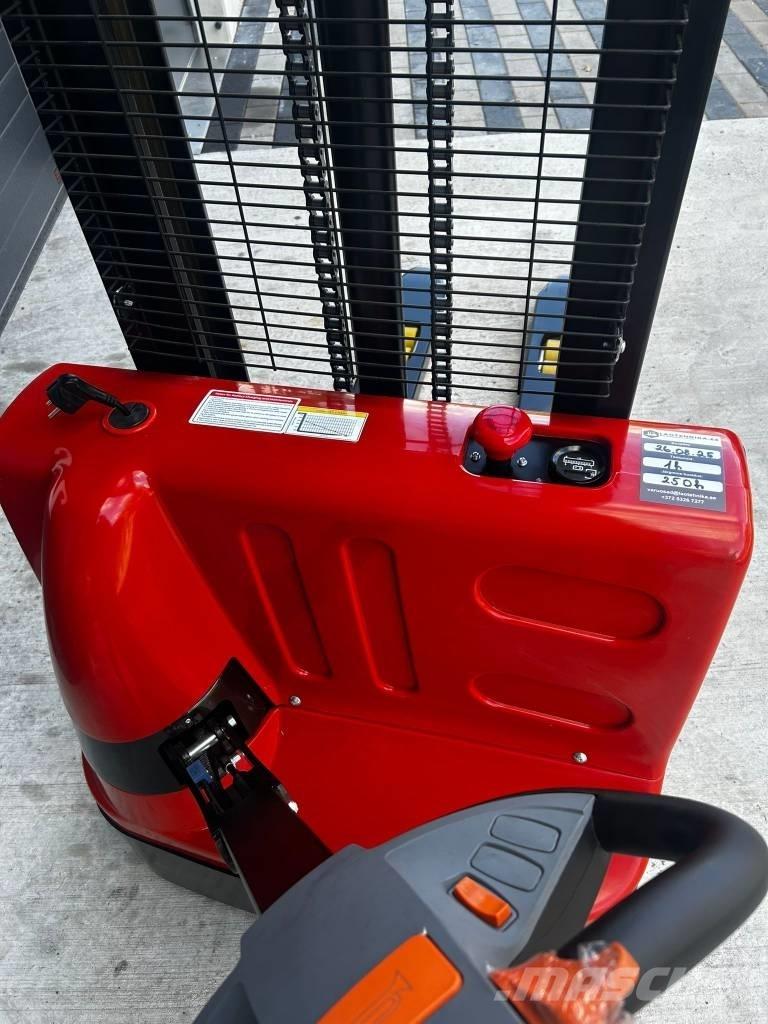 Heli CDD 12 手推堆垛车