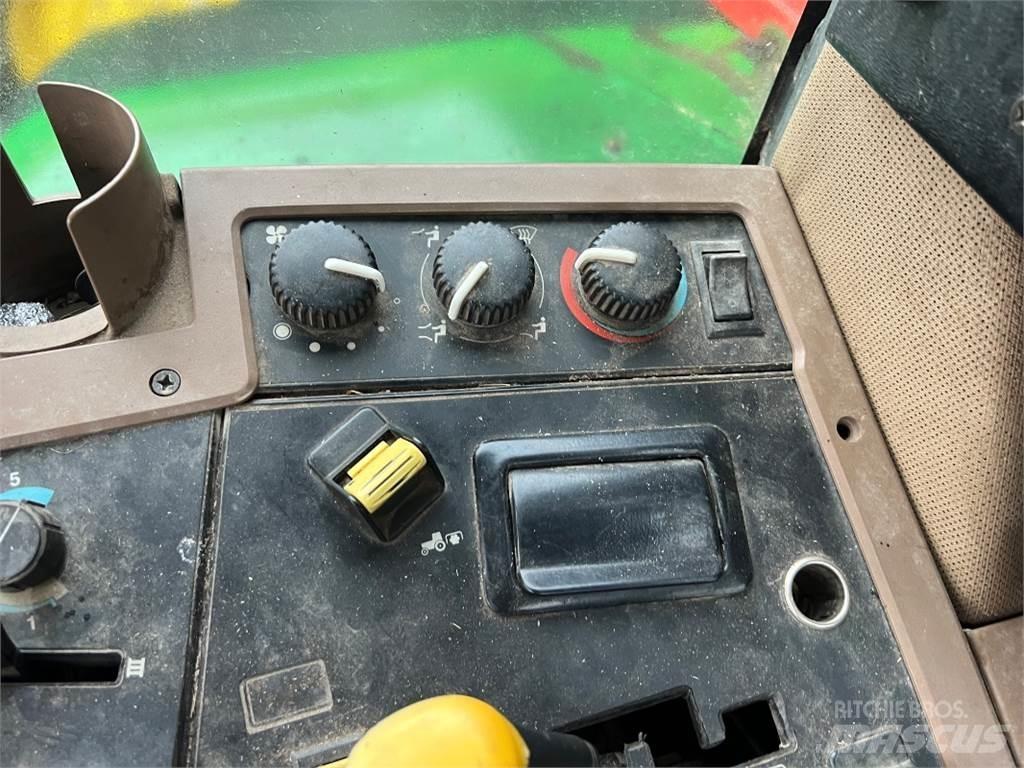 John Deere 7810 拖拉机/农用车