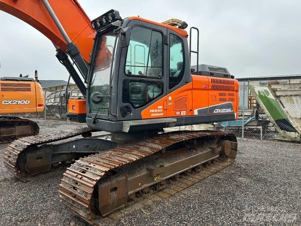 Doosan DX 235 LC-5 履带挖掘机