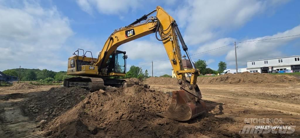 CAT 320 履带挖掘机