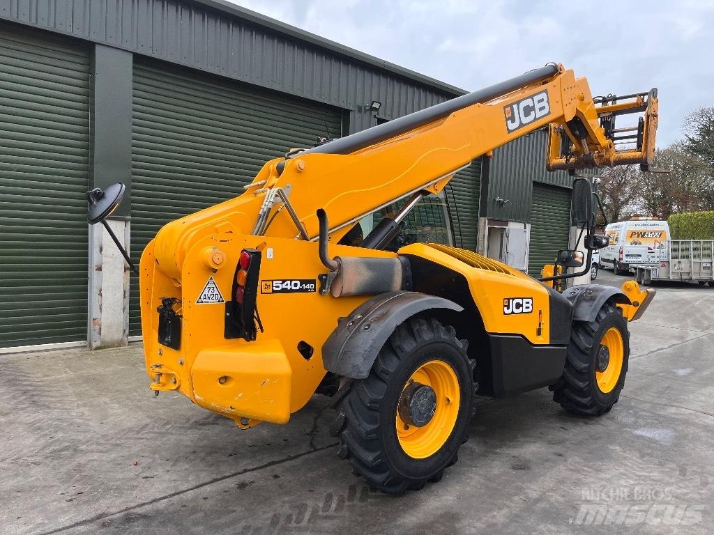 JCB 540-140 伸缩臂叉装车|叉装车