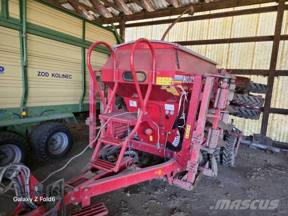Horsch Pronto 4 DC 多功能条播机