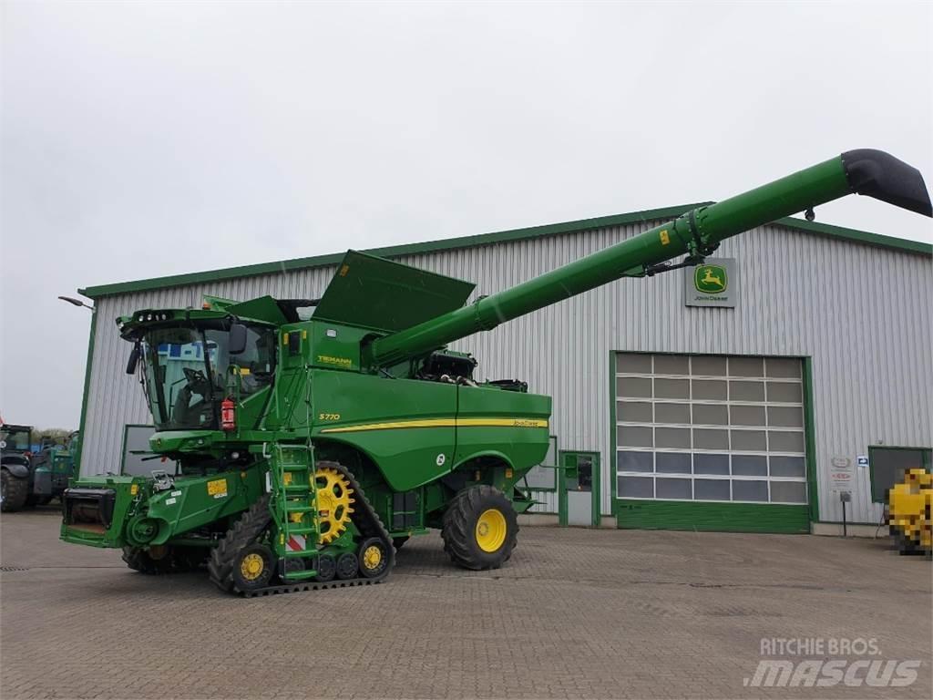 John Deere S770 联合收割机