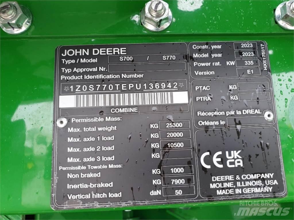 John Deere S770 联合收割机