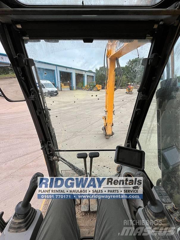 JCB 131 X L 履带挖掘机