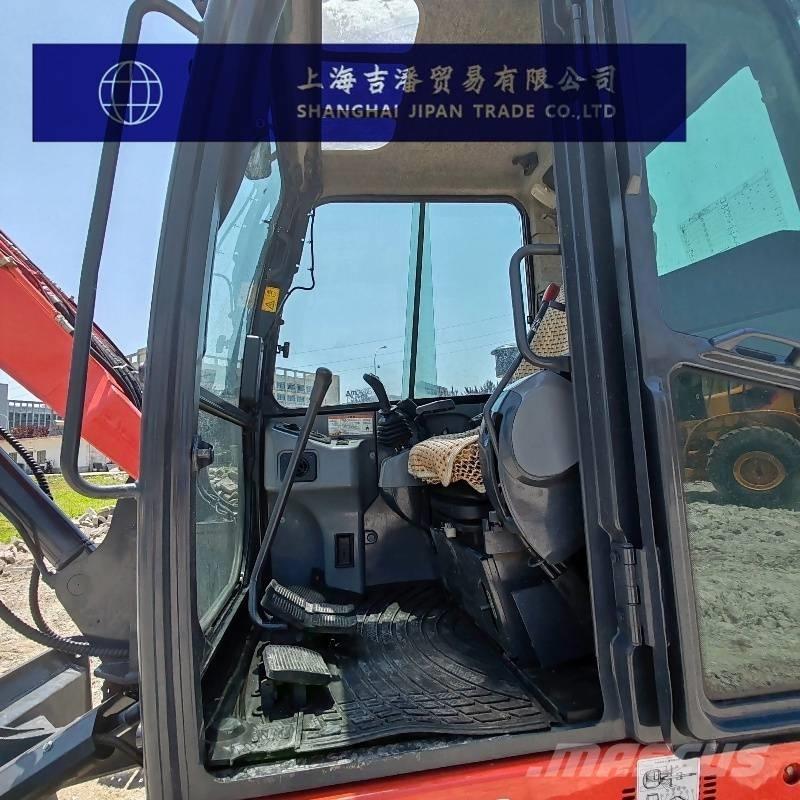 Kubota KX 183 小型挖掘机