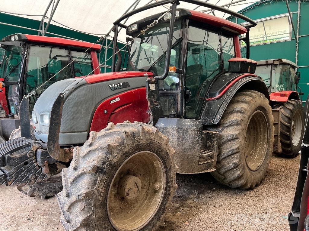 Valtra N 121 林业拖拉机