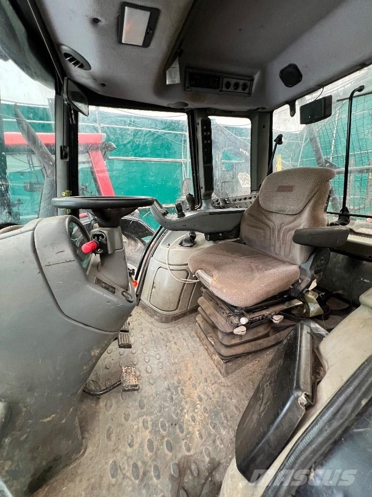 Valtra N 121 林业拖拉机