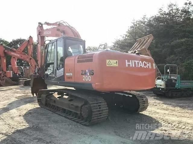 Hitachi ZX 200 履带挖掘机