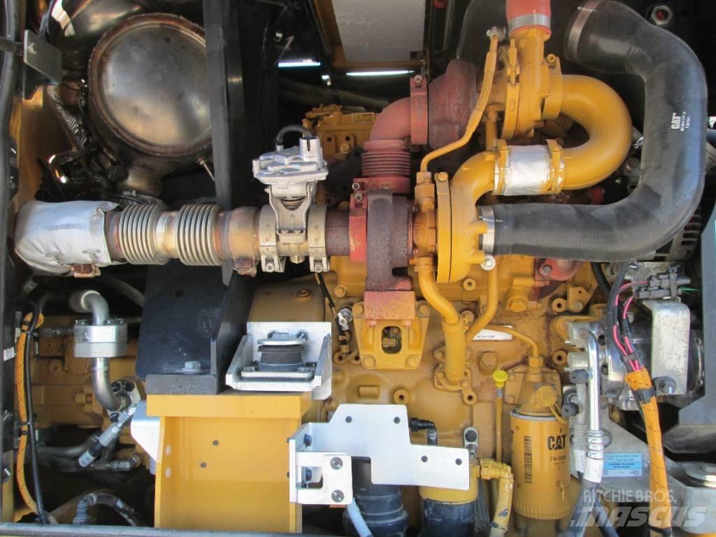 CAT M 317F 轮式挖掘机