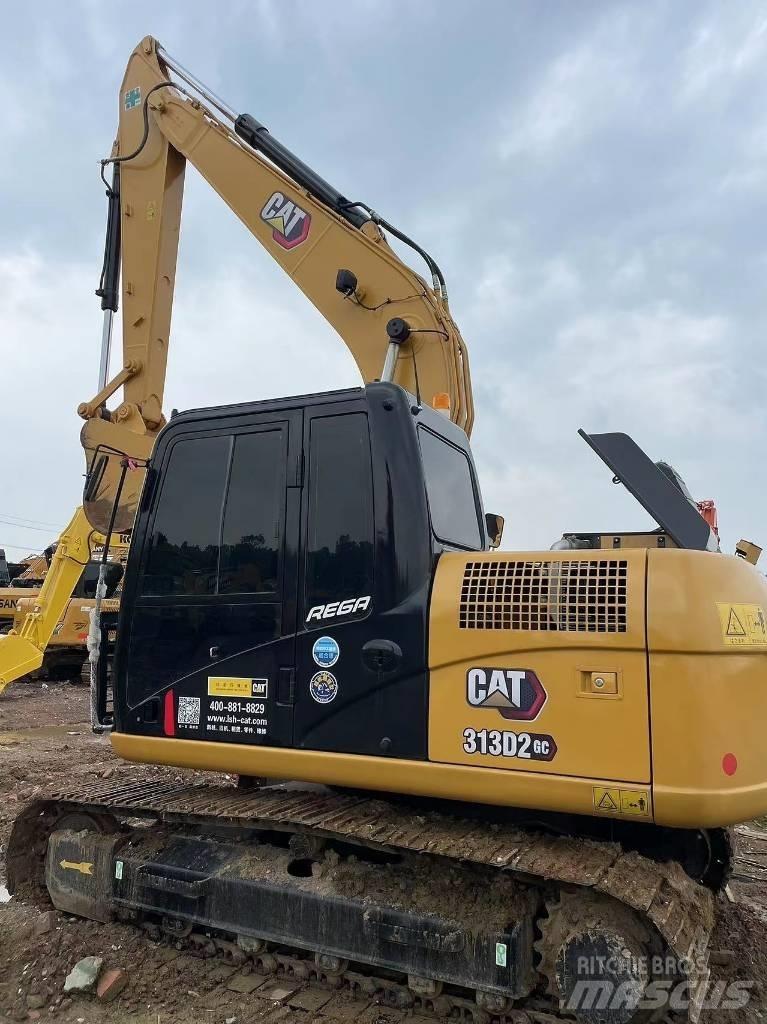 CAT 313D2GC 中型挖掘机