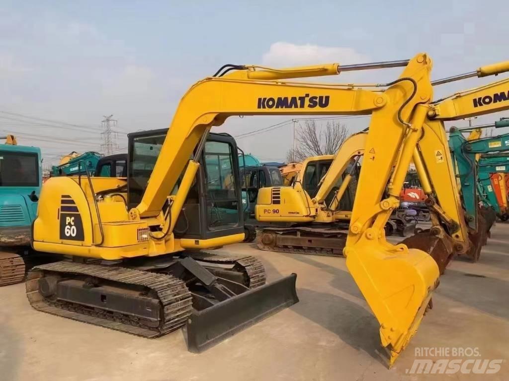 Komatsu PC60-8 小型挖掘机