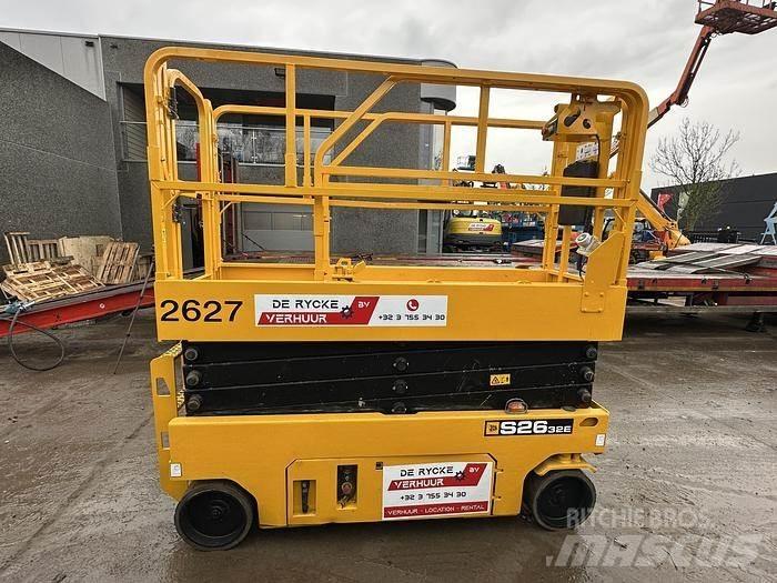 JCB S2632E 剪叉式升降机