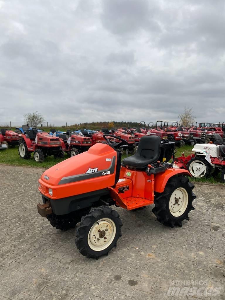 Kubota Aste A30 小型拖拉机