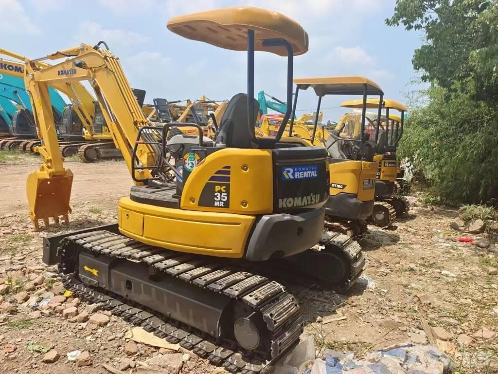 Komatsu PC35 履带挖掘机