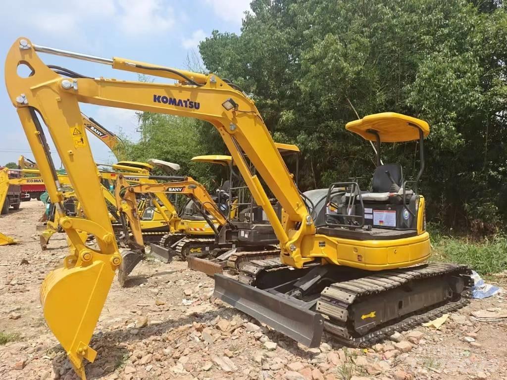 Komatsu PC35 履带挖掘机