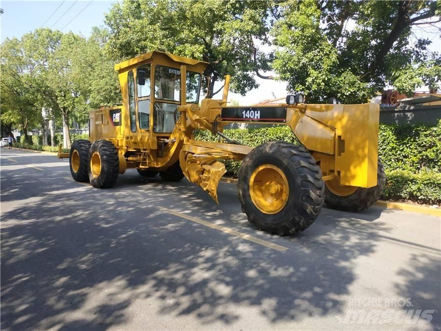 CAT 140 H 平地机/推土机