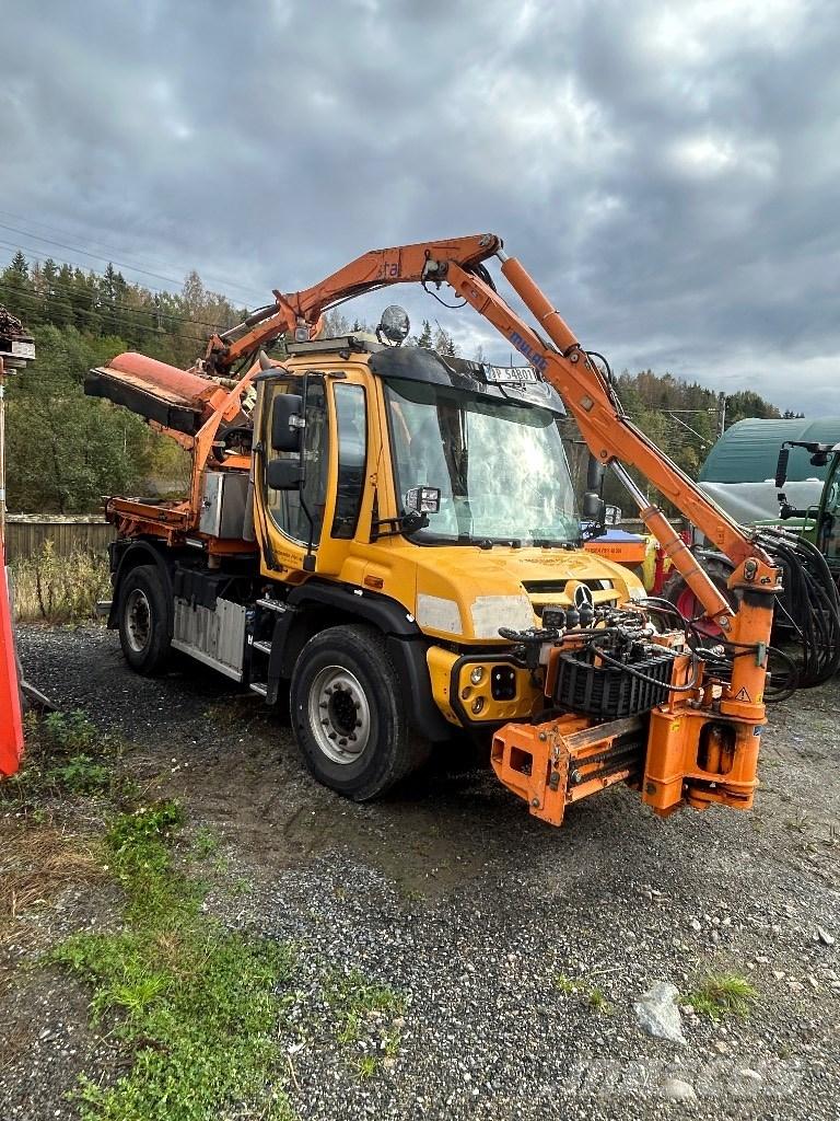Unimog U427 市政车