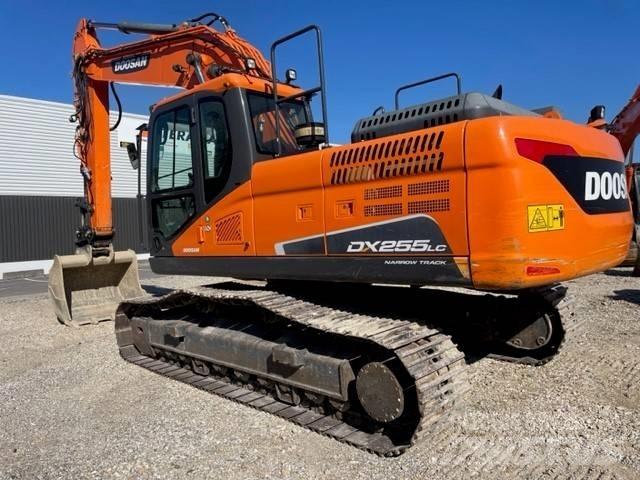 Doosan DX255LC-5 履带挖掘机