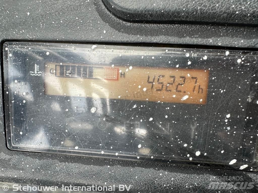 Toyota 02-8FGF18 天然气叉车