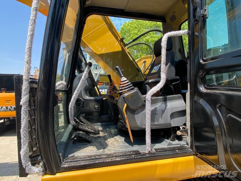 CAT 320 D 履带挖掘机
