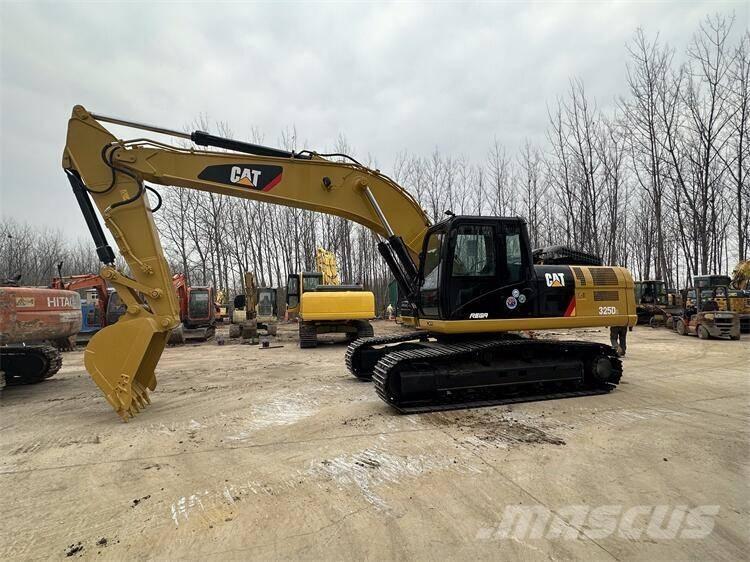 CAT 325D2 履带挖掘机