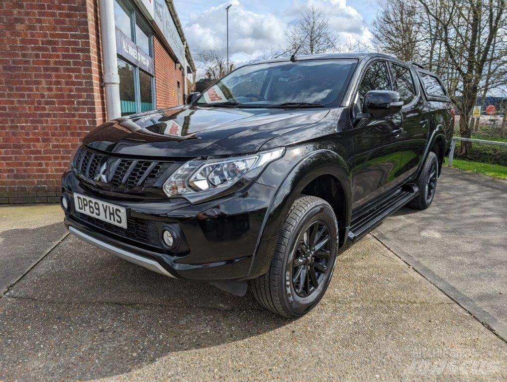 Mitsubishi L 200 皮卡车