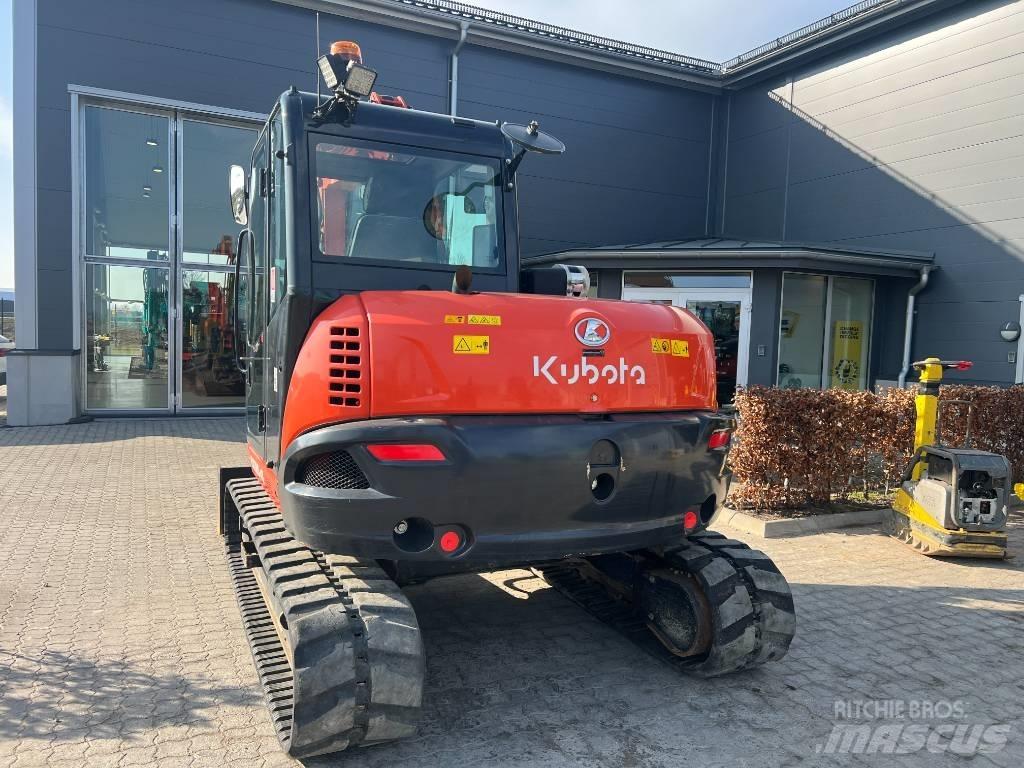 Kubota KX 080-4 中型挖掘机
