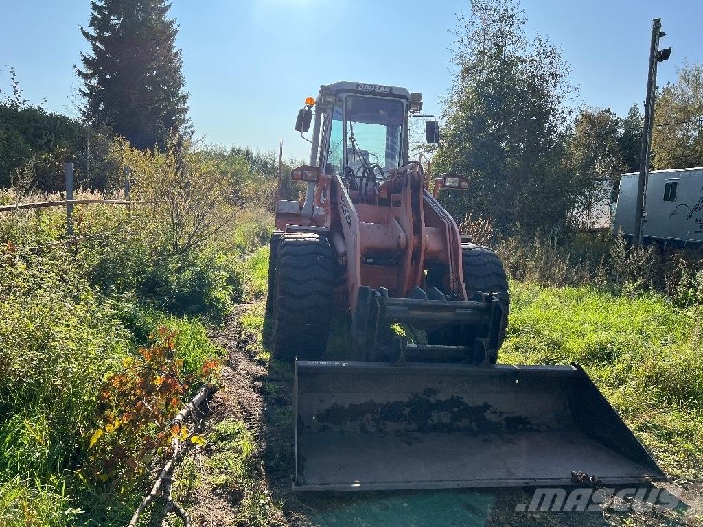 Daewoo Doosan W 200 轮式装载机
