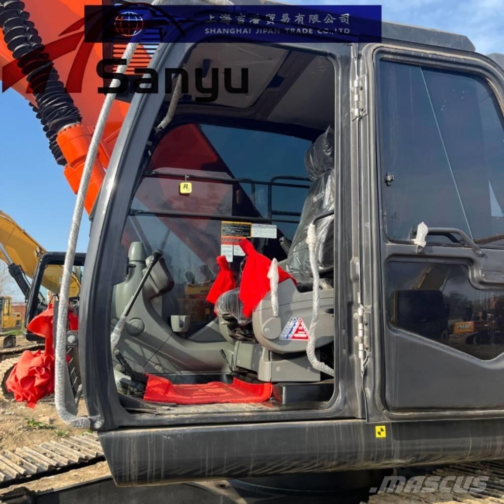 Hitachi ZX 240 履带挖掘机