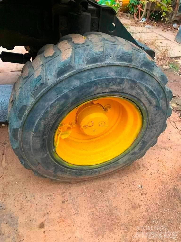 Hyundai Robex 60 W-7 轮式挖掘机