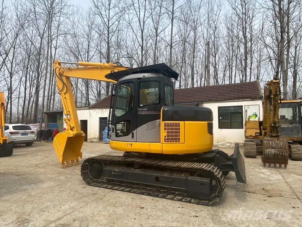 Komatsu PC128US 履带挖掘机