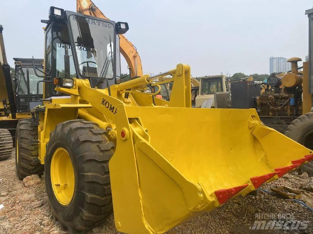 Komatsu WA100-1 轮式装载机
