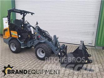 GiANT G2700E X-TRA 轮式装载机