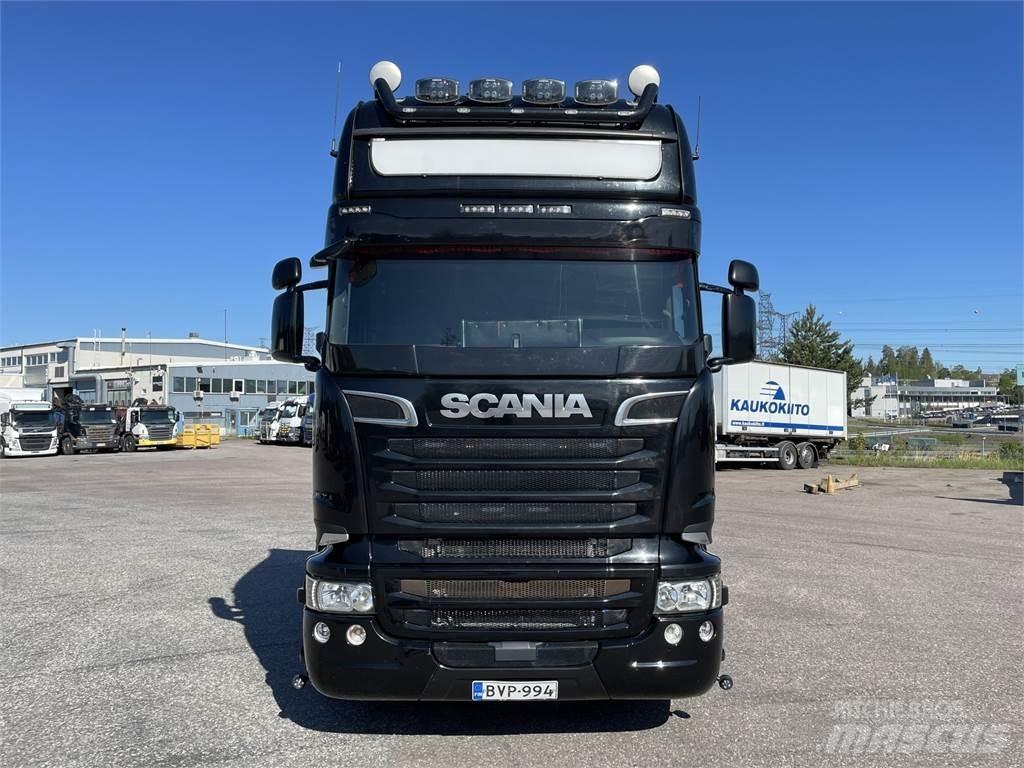 Scania R580 6x4 牵引车