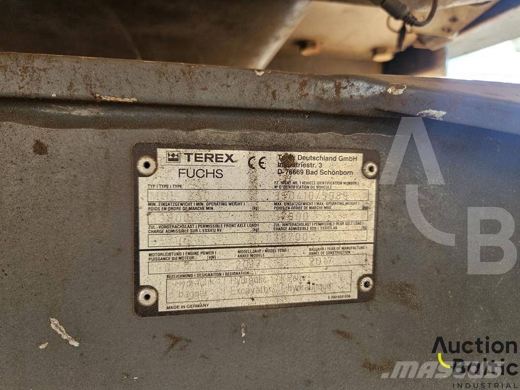 Fuchs MHL 350 轮式挖掘机