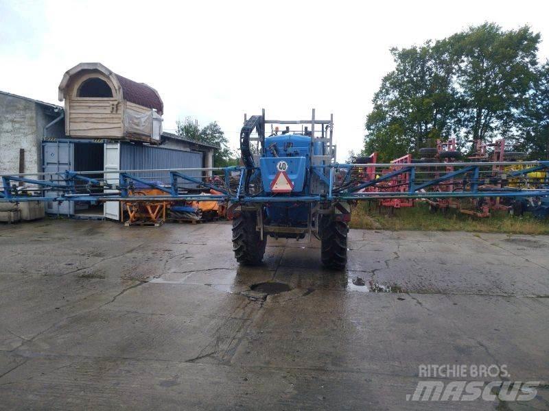 Lemken Primus 45 牵引式喷雾机