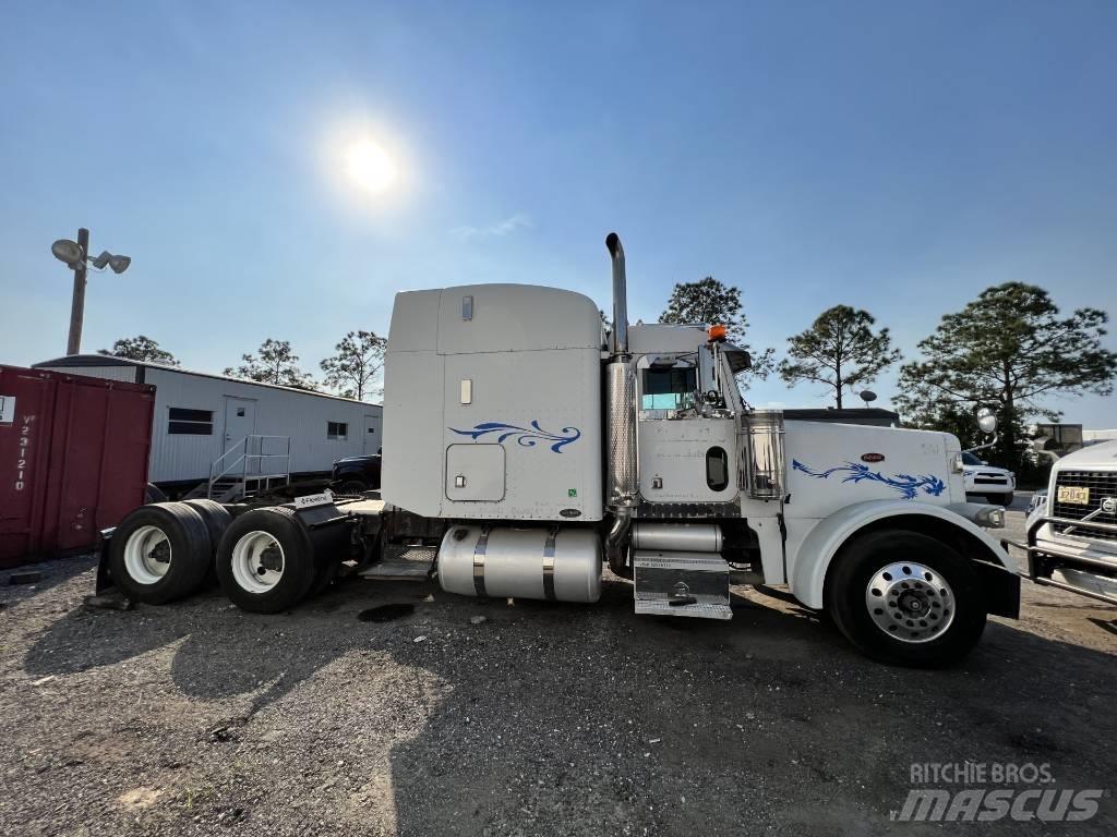 Peterbilt 378 牵引车
