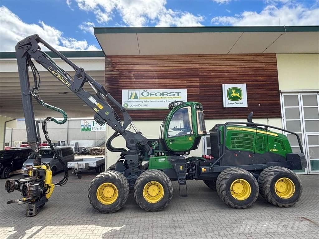 John Deere 1270 G 收割机