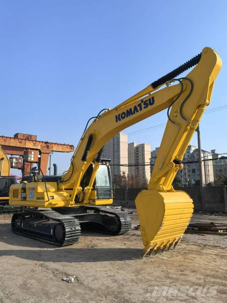 Komatsu PC 300-8 履带挖掘机