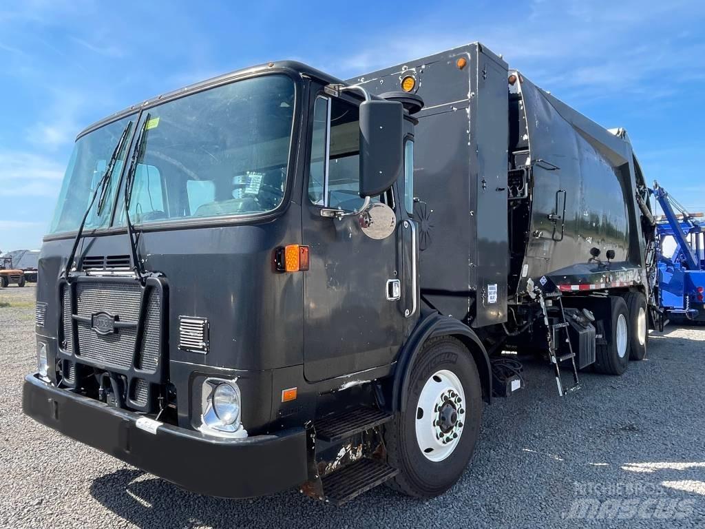Autocar XPEDITOR 垃圾车