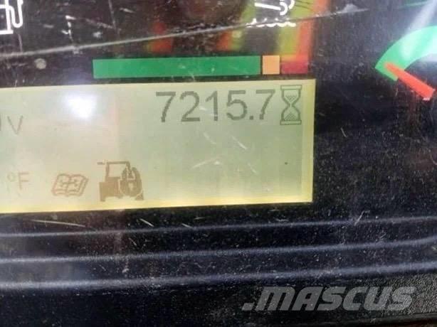 CAT 430 F 反铲装载机