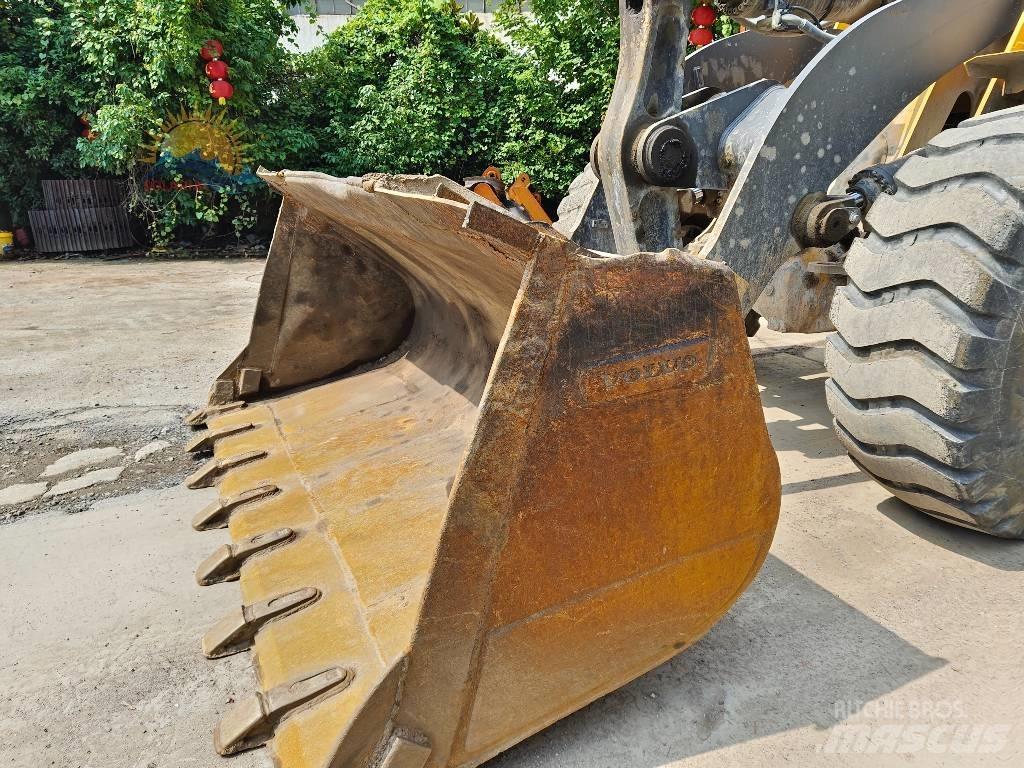 Volvo L 105 轮式装载机